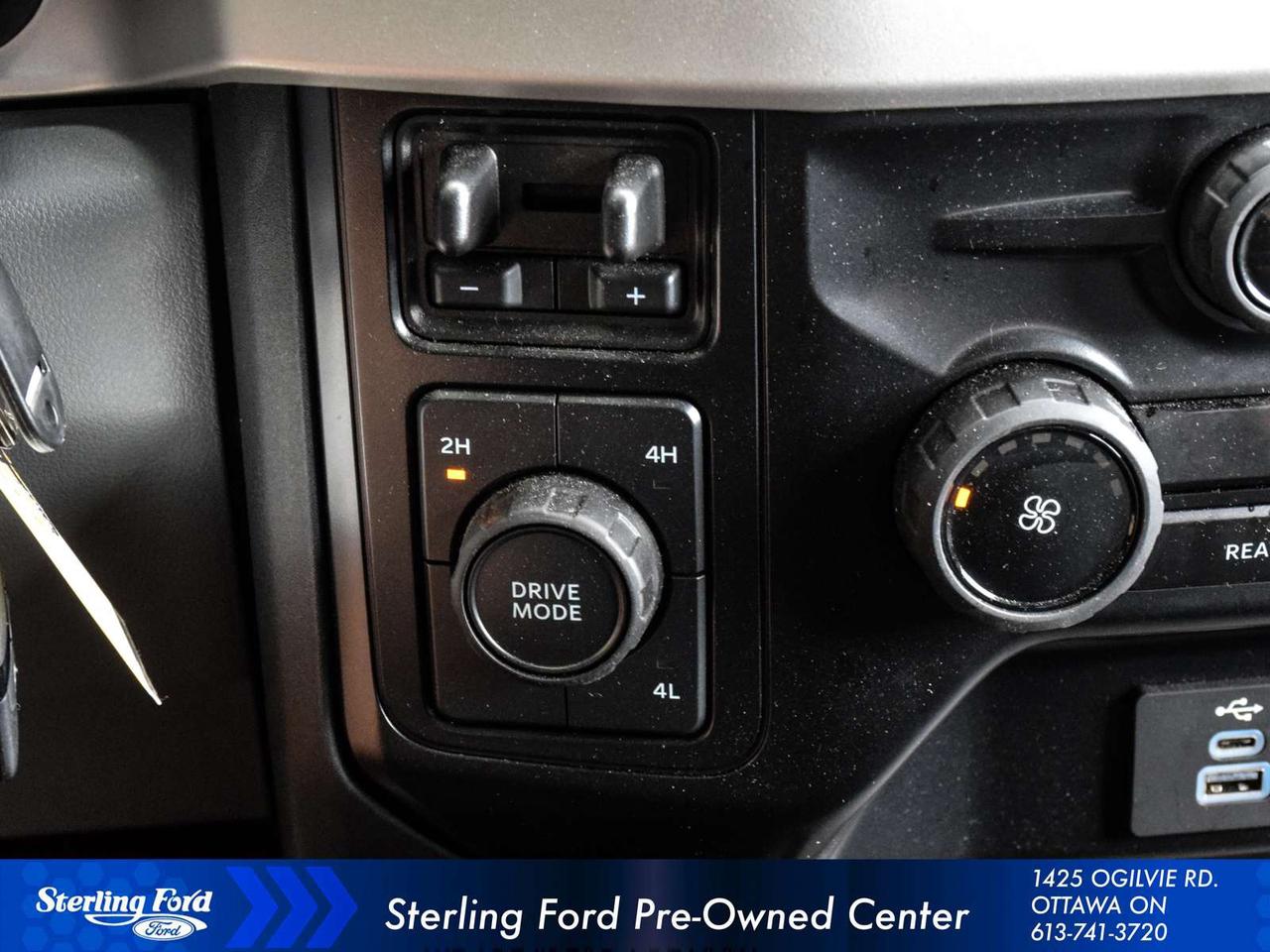 2025 Ford F-550 Super Duty XL Photo