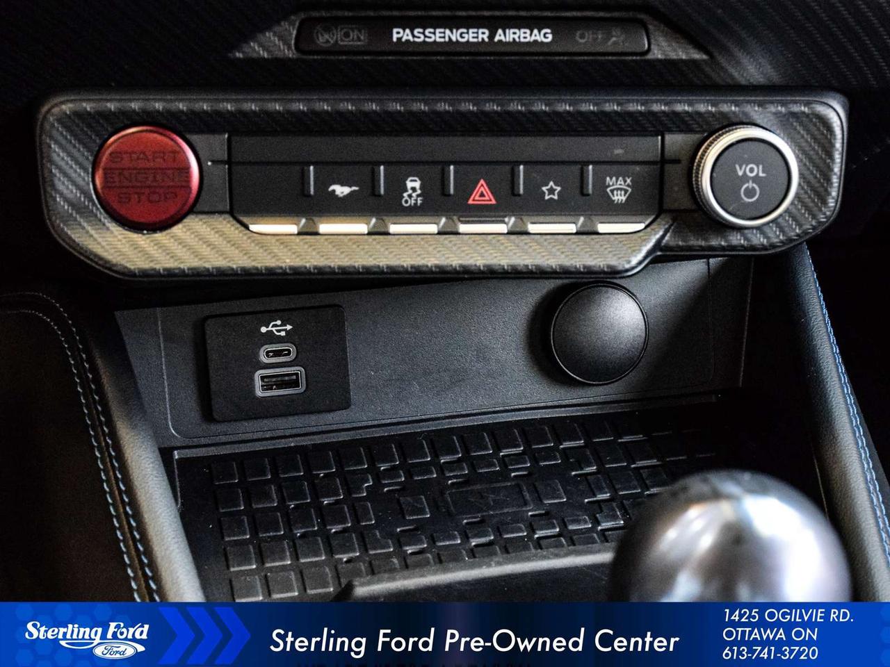 2024 Ford Mustang Dark Horse Photo