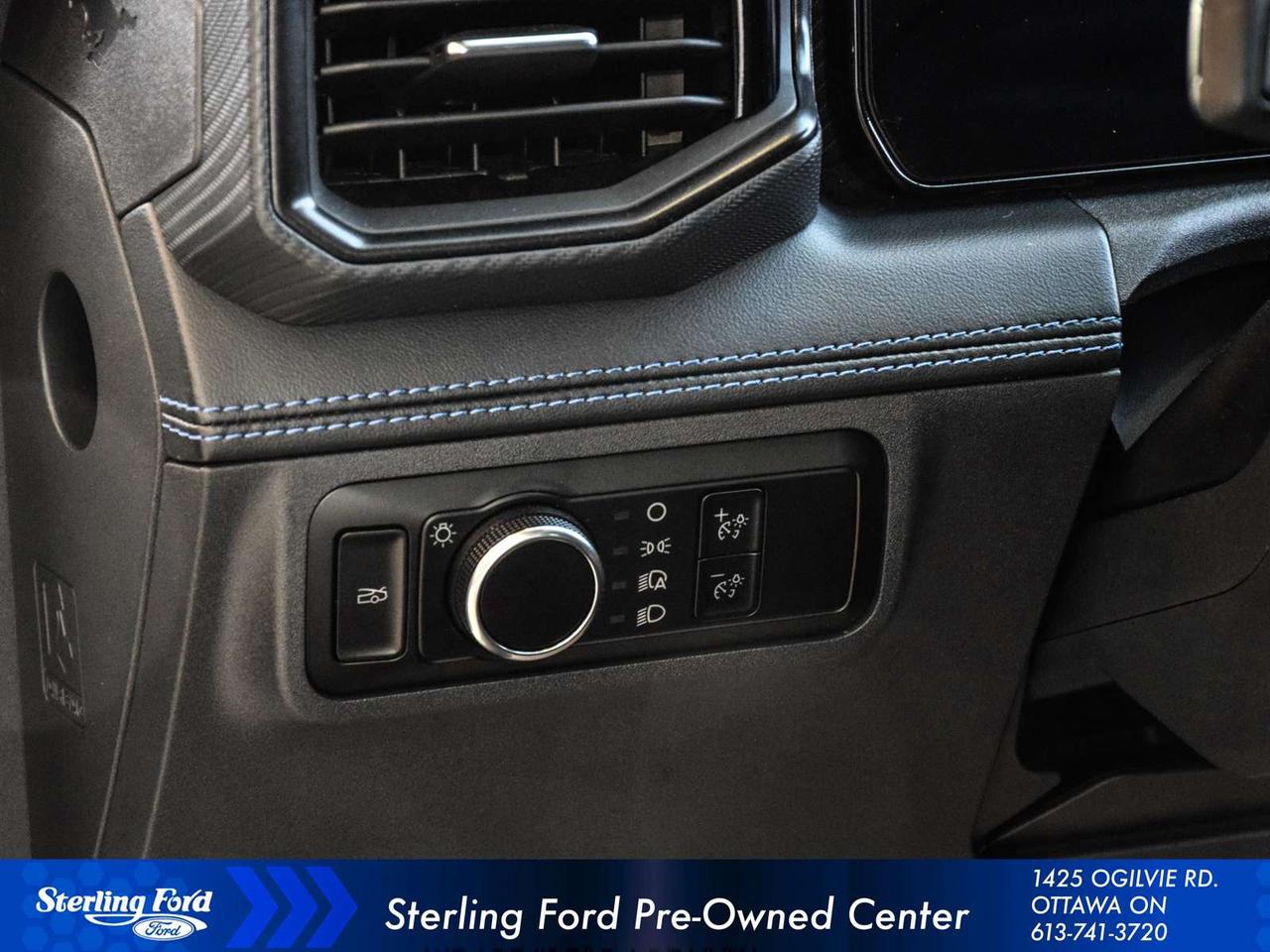 2024 Ford Mustang Dark Horse Photo