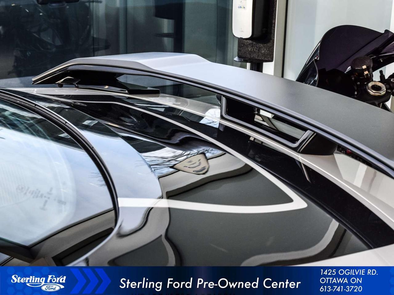 2024 Ford Mustang Dark Horse Photo