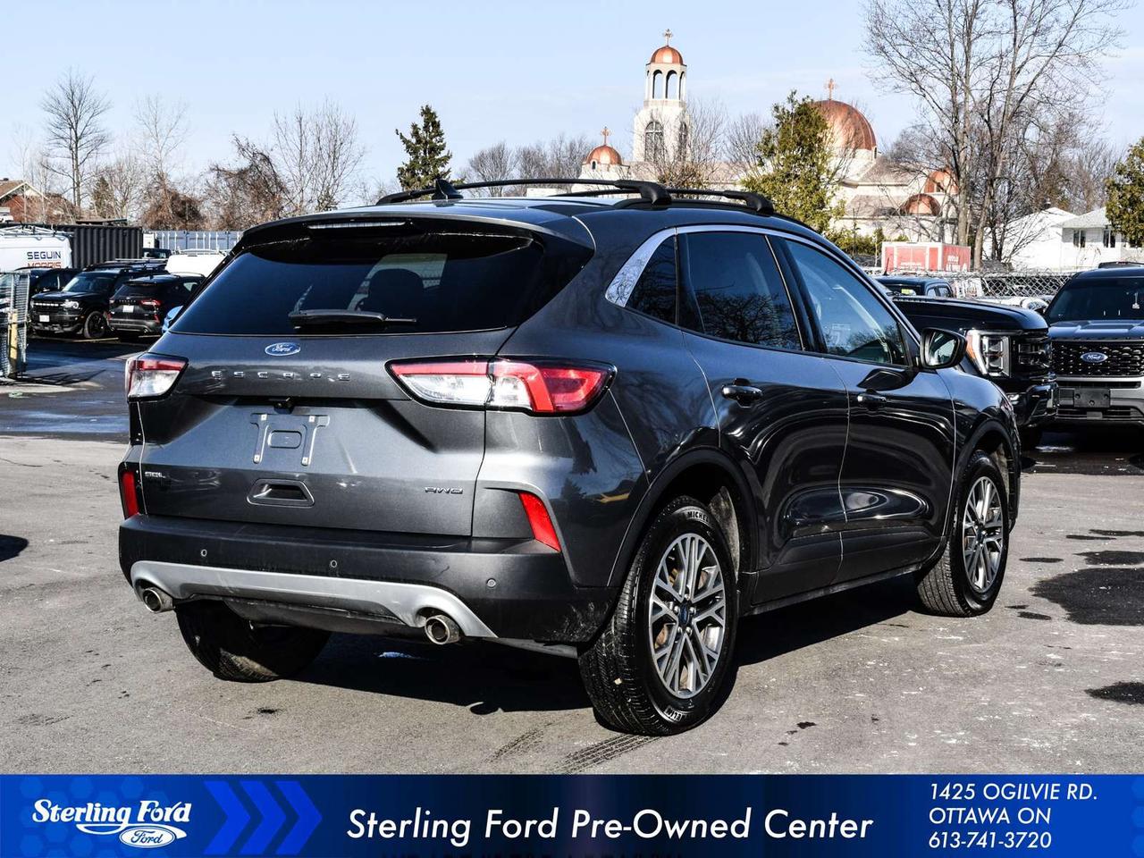 2022 Ford Escape SEL Photo
