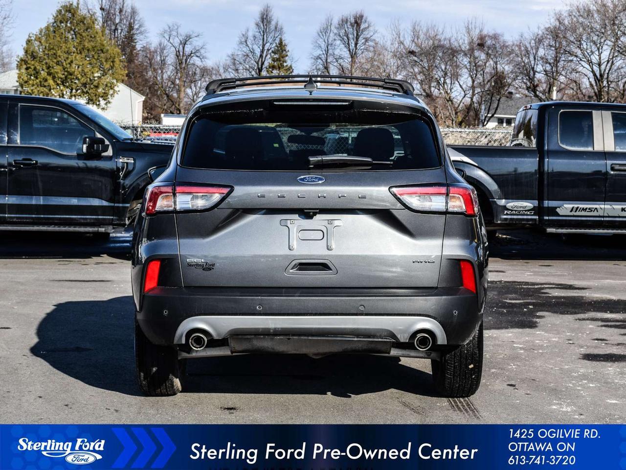 2022 Ford Escape SEL Photo