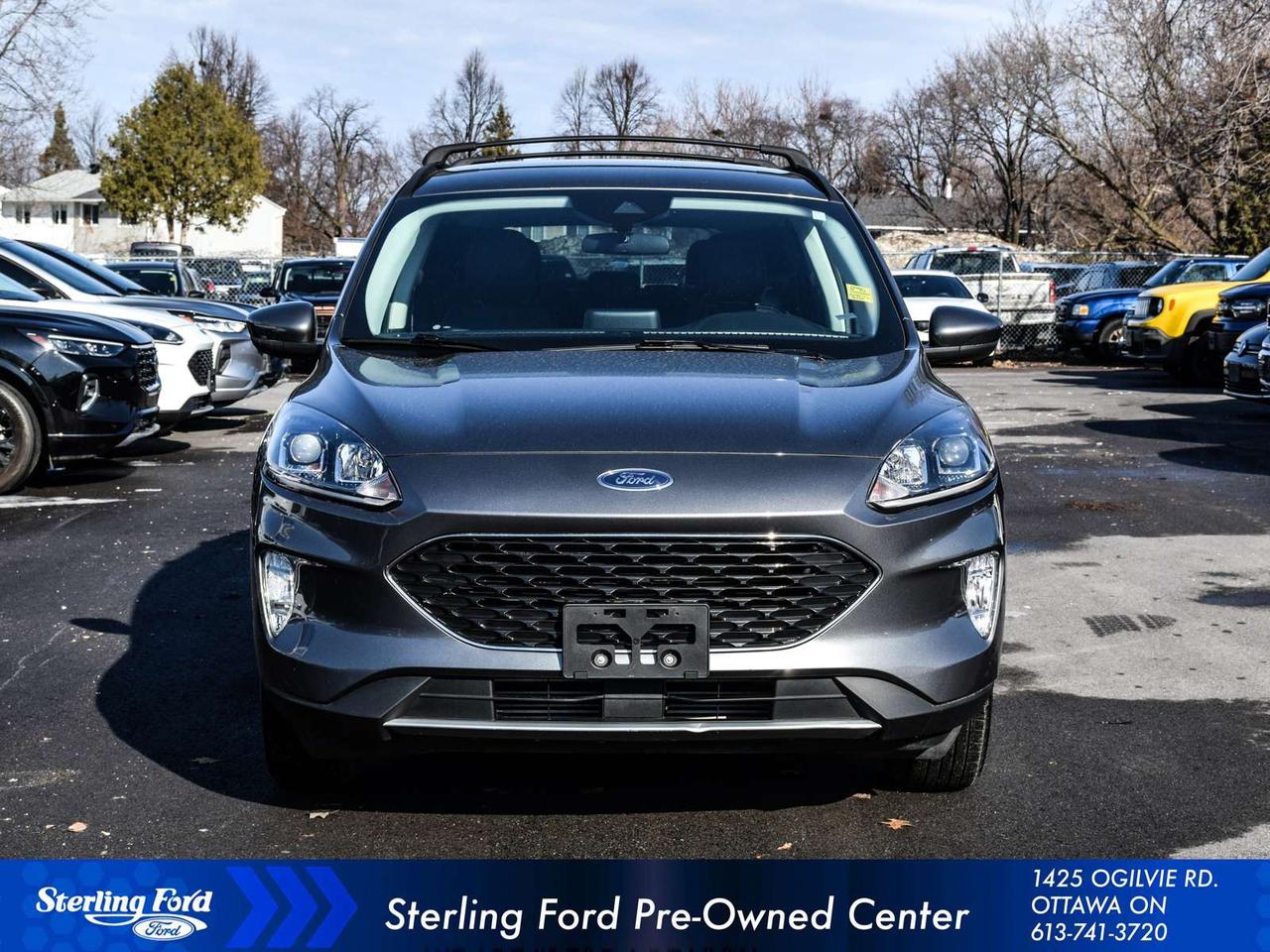 2022 Ford Escape SEL Photo1