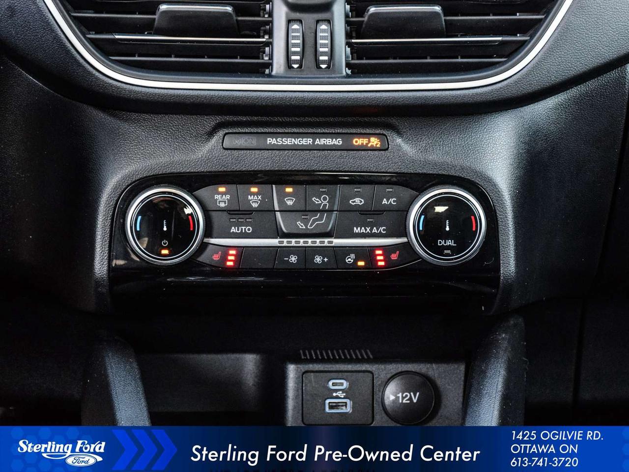 2022 Ford Escape SEL Photo
