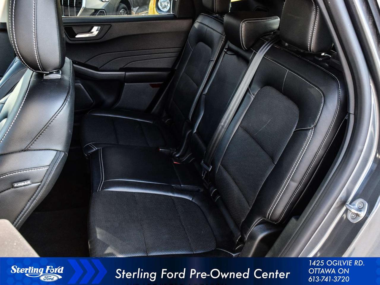 2022 Ford Escape SEL Photo