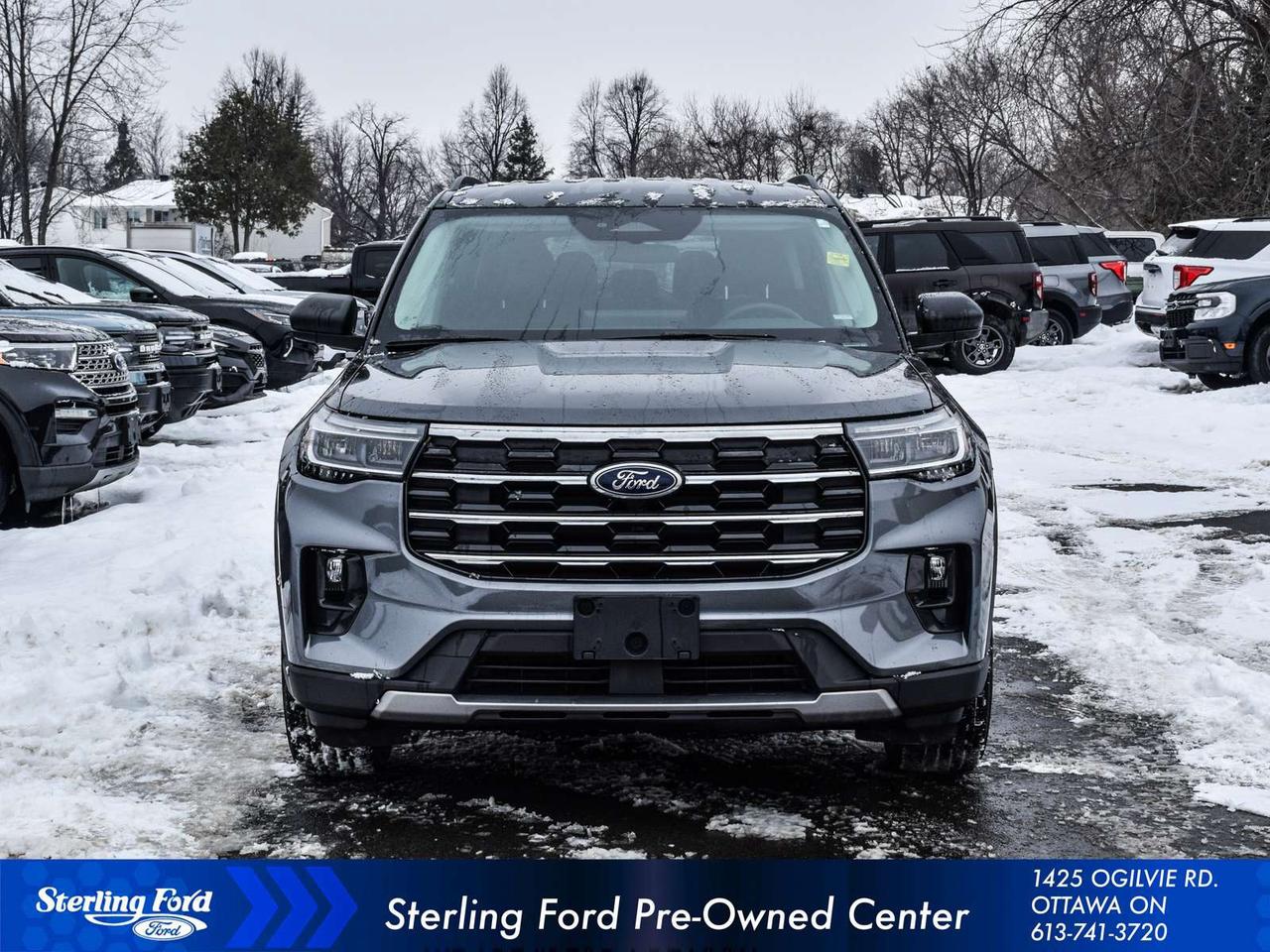 2025 Ford Explorer Active Photo1