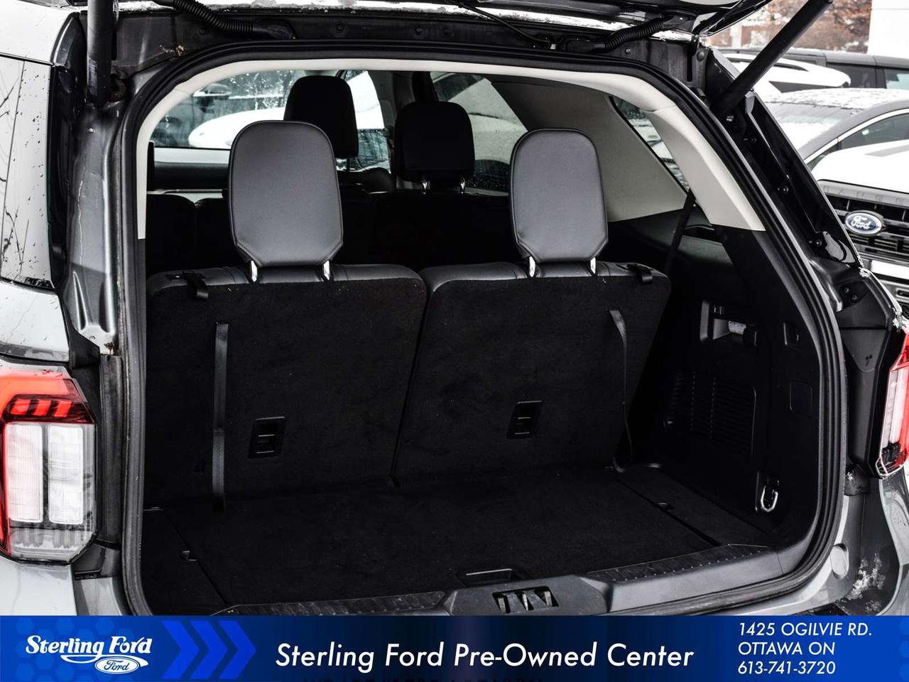 2025 Ford Explorer Active Photo