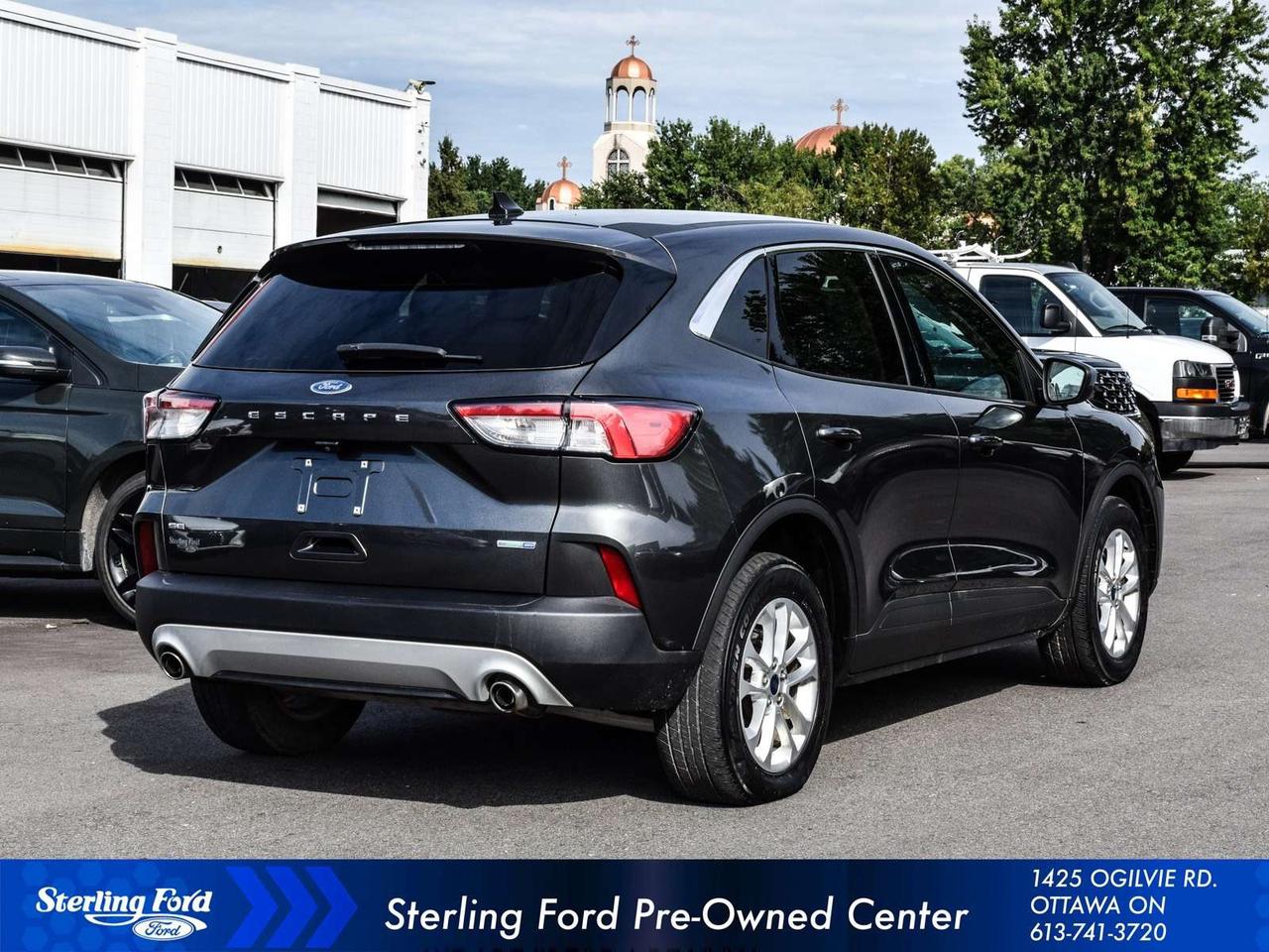 2020 Ford Escape SE Photo