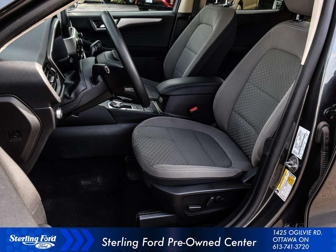 2020 Ford Escape SE Photo