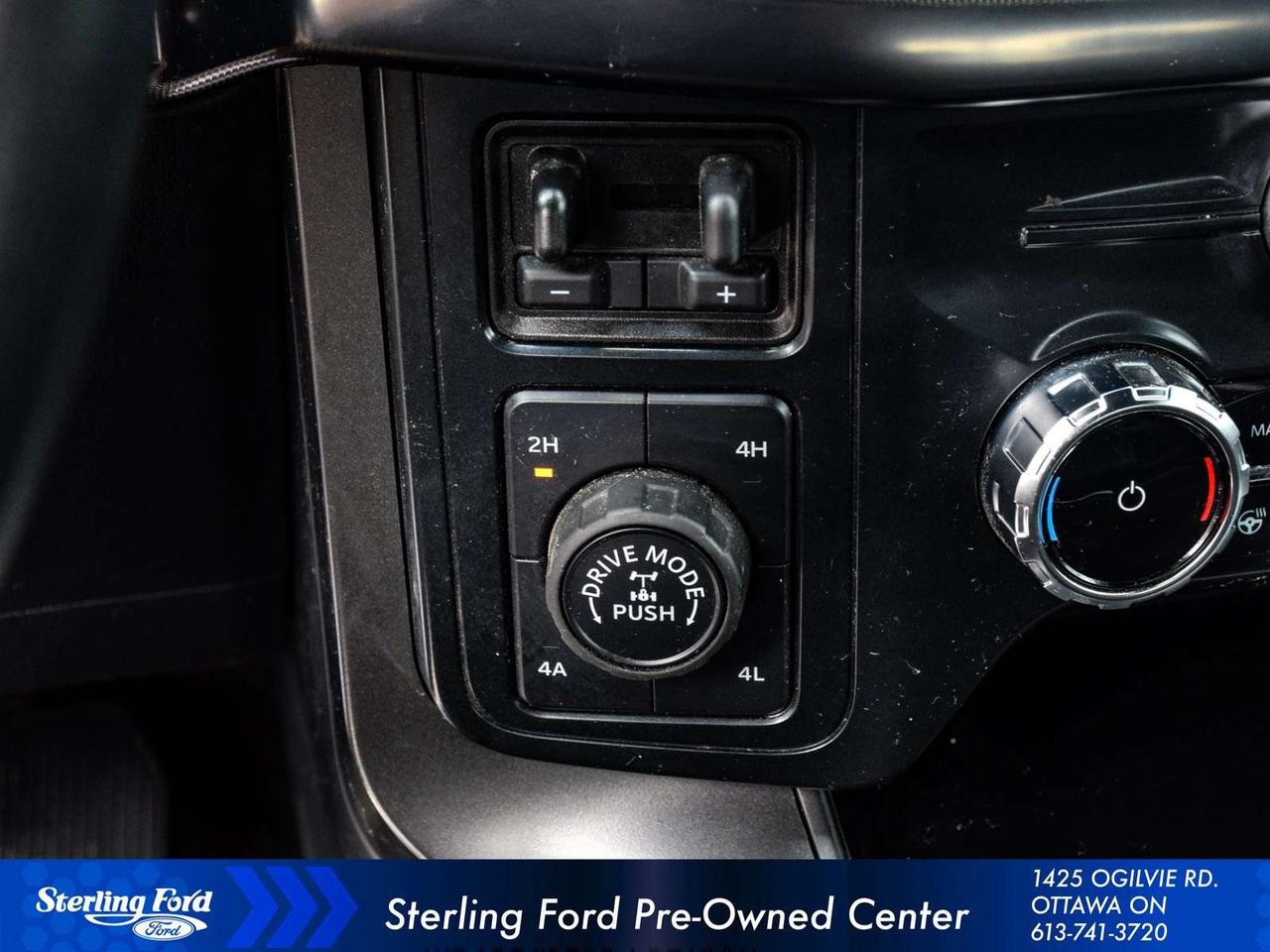 2025 Ford F-150 Lariat Photo