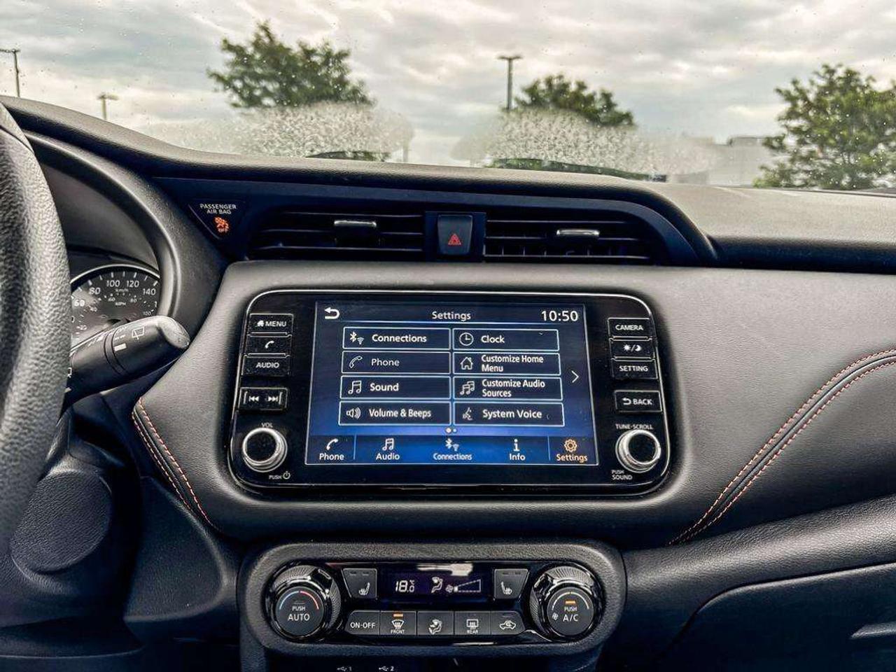 2024 Nissan Kicks SR   Apple Car Play   Certified Pre-Owned Photo