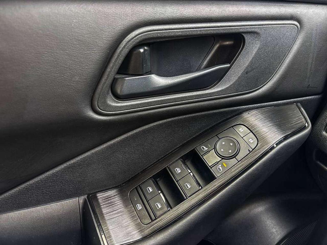 2024 Nissan Rogue S AWD   Apple Car Play   Heated Seats   Camera Photo