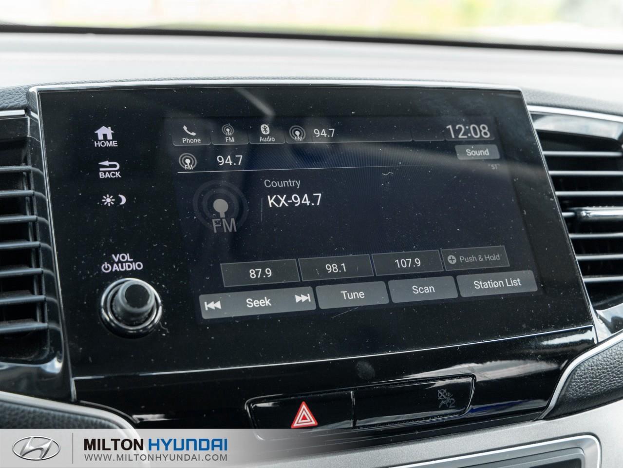 2021 Honda Pilot EX 4dr All-Wheel Drive Photo
