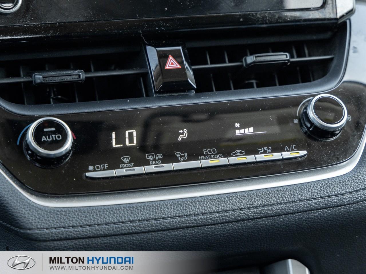 2022 Toyota Corolla Cross LE 4dr All-Wheel Drive Photo