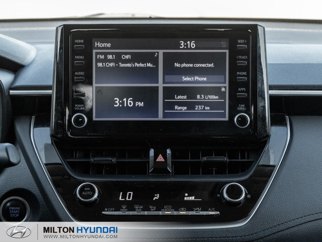 2022 Toyota Corolla Cross LE 4dr All-Wheel Drive Photo