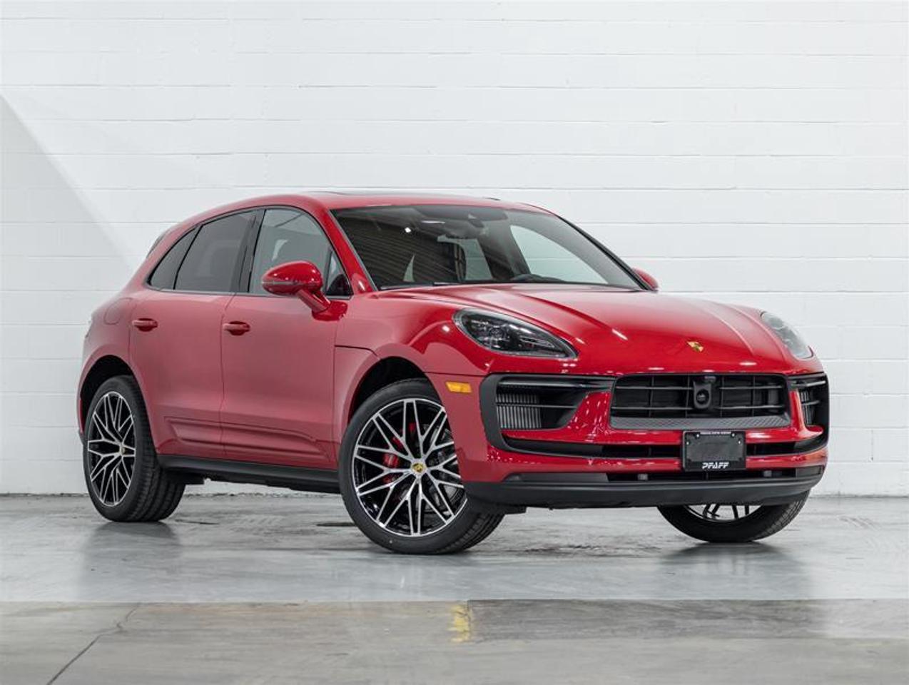 2026 Porsche Macan  Photo