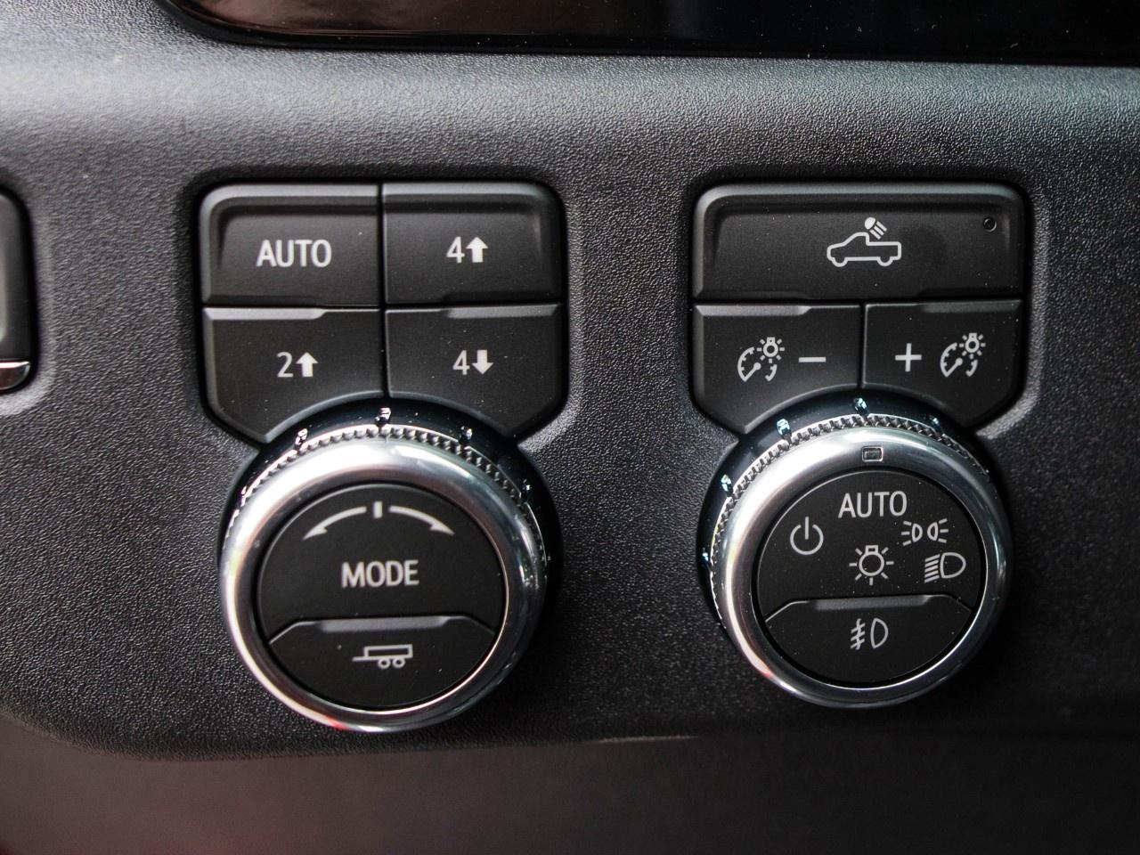 2026 GMC Sierra 1500 Crew Cab Short Box 4-Wheel Drive Elevation Photo