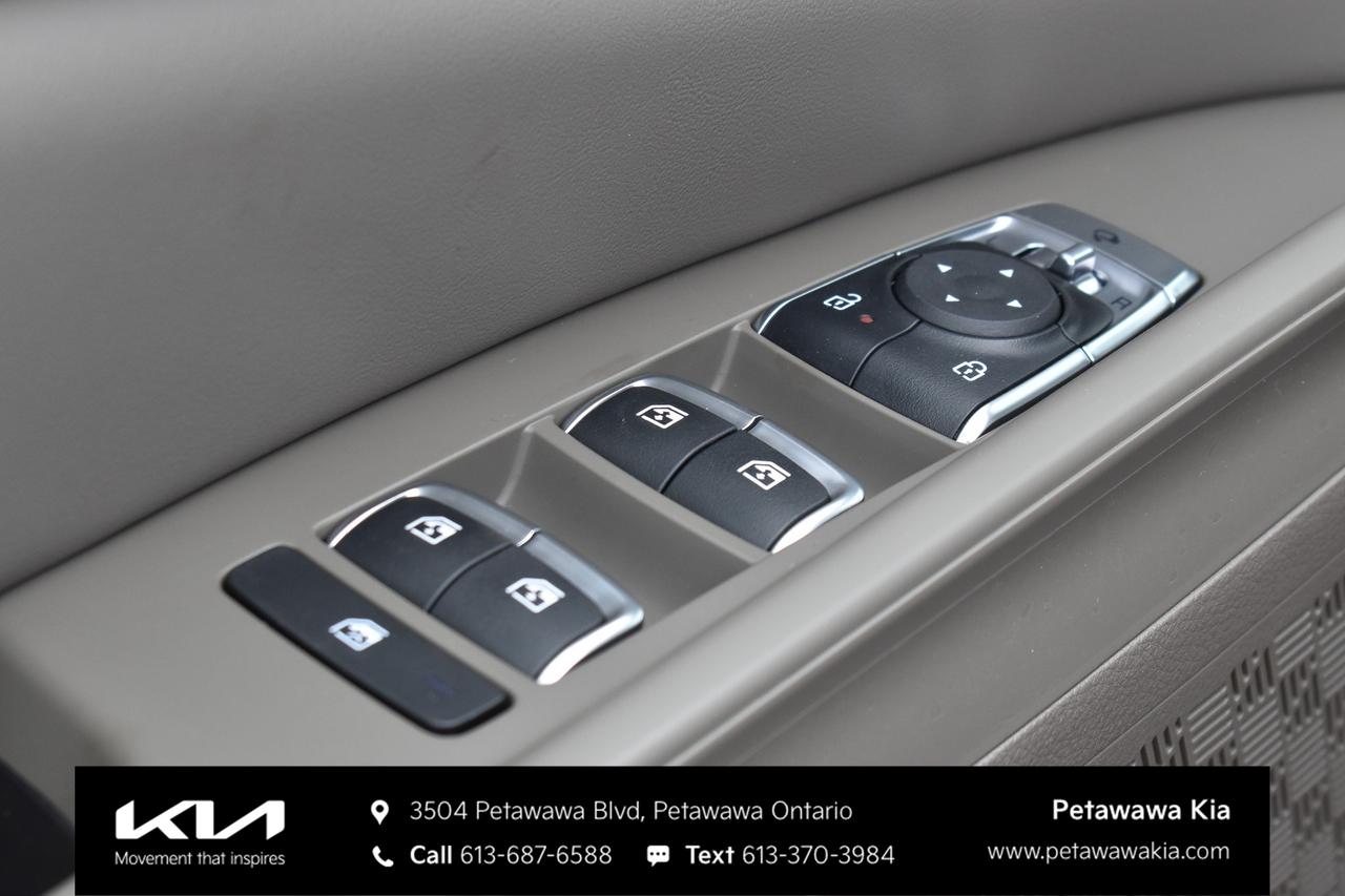 2027 Kia Carnival EX Passenger Van Photo