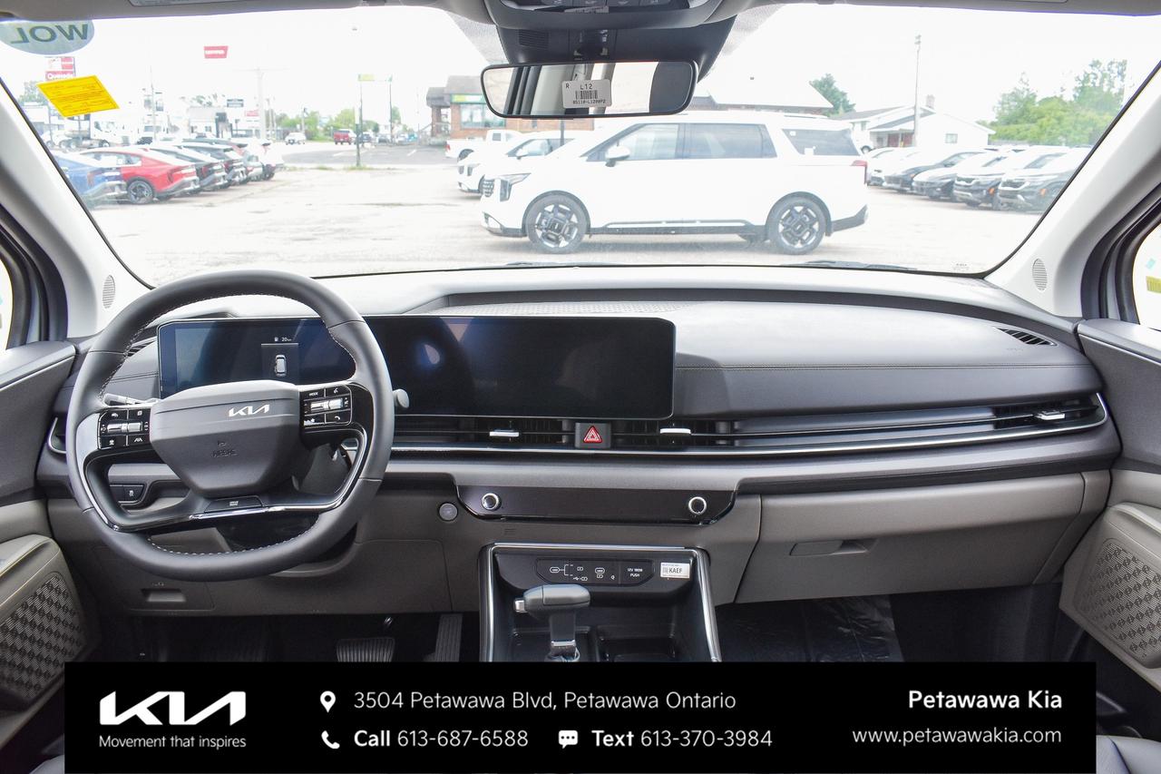 2027 Kia Carnival EX Passenger Van Photo