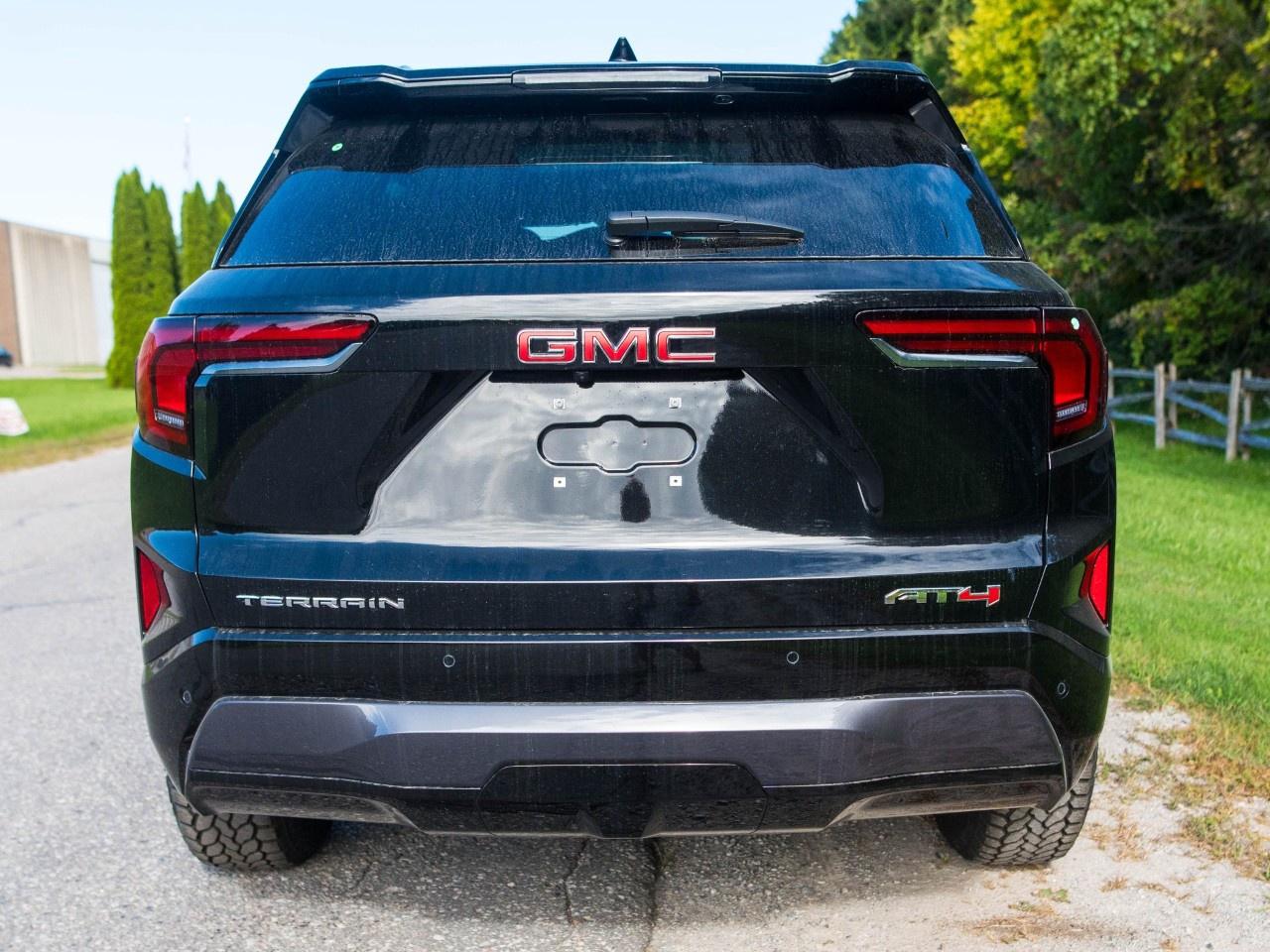 2027 GMC Terrain AWD AT4 Photo