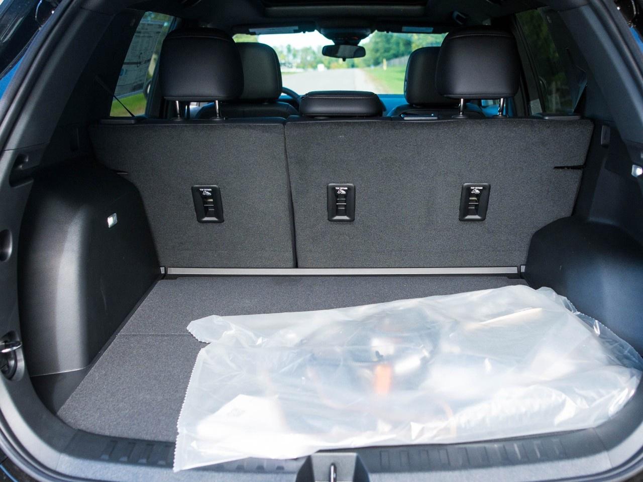2027 GMC Terrain AWD AT4 Photo