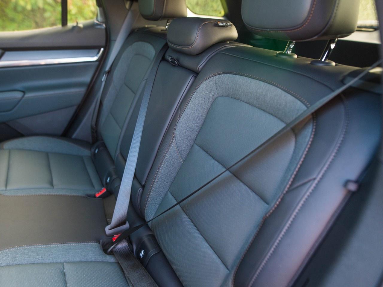 2027 GMC Terrain AWD AT4 Photo