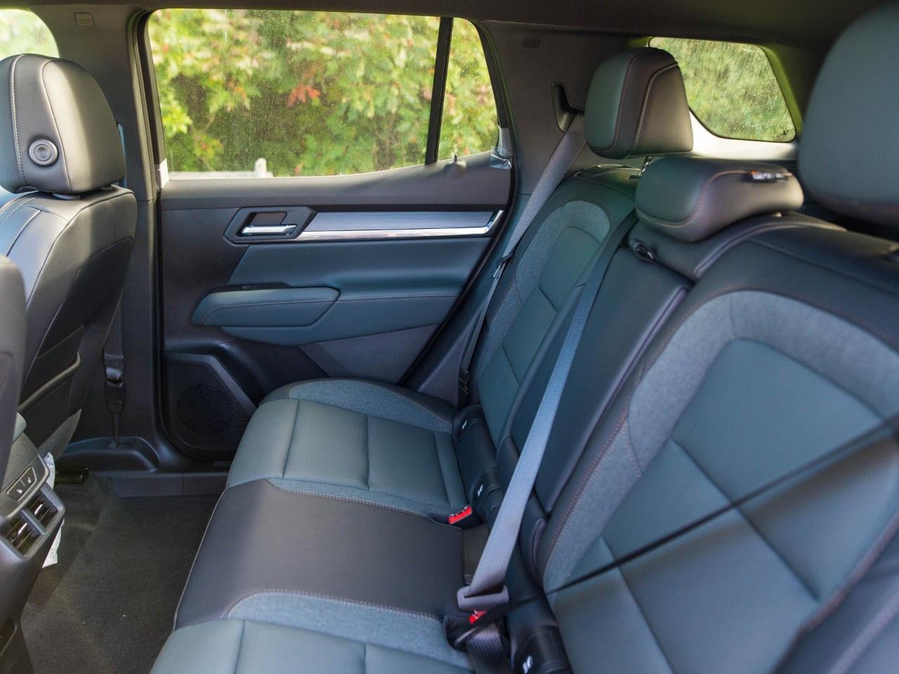 2027 GMC Terrain AWD AT4 Photo