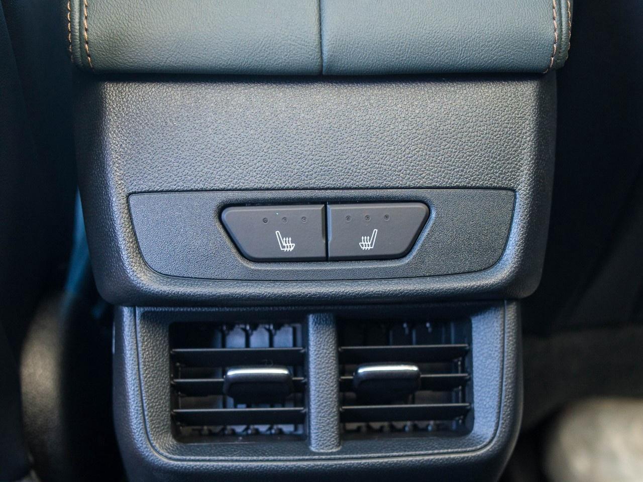 2027 GMC Terrain AWD AT4 Photo