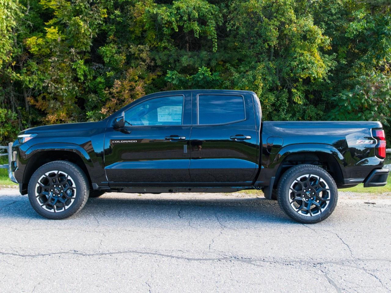 2026 Chevrolet Colorado Crew Cab Short Box 4-Wheel Drive Z71 Photo