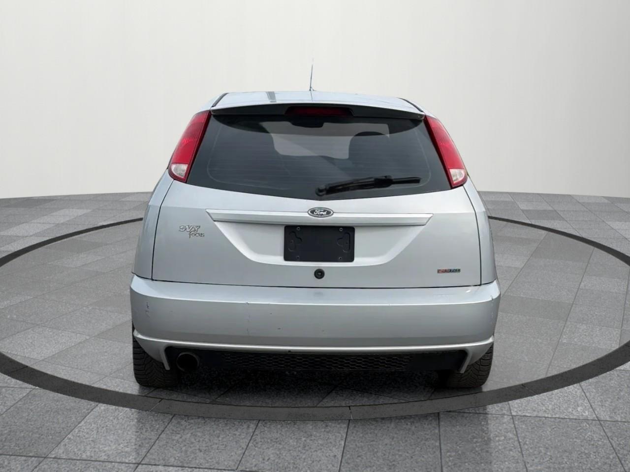 2003 Ford Focus SVT 4dr SVT Hatchback Photo