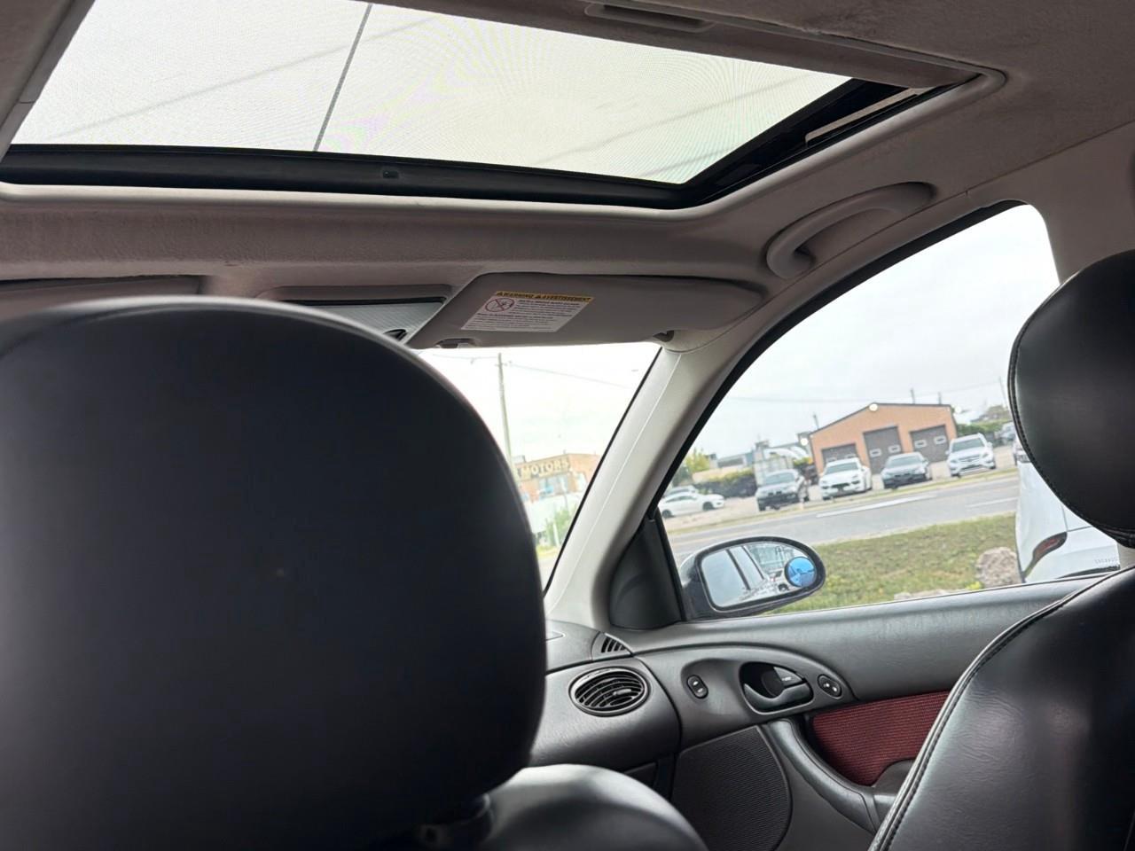 2003 Ford Focus SVT 4dr SVT Hatchback Photo