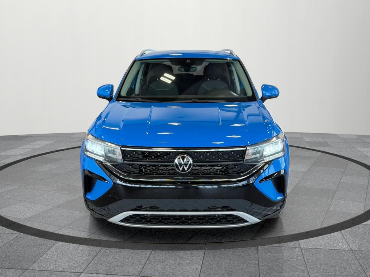 2024 Volkswagen Taos Comfortline 4dr All-Wheel Drive 4MOTION Photo