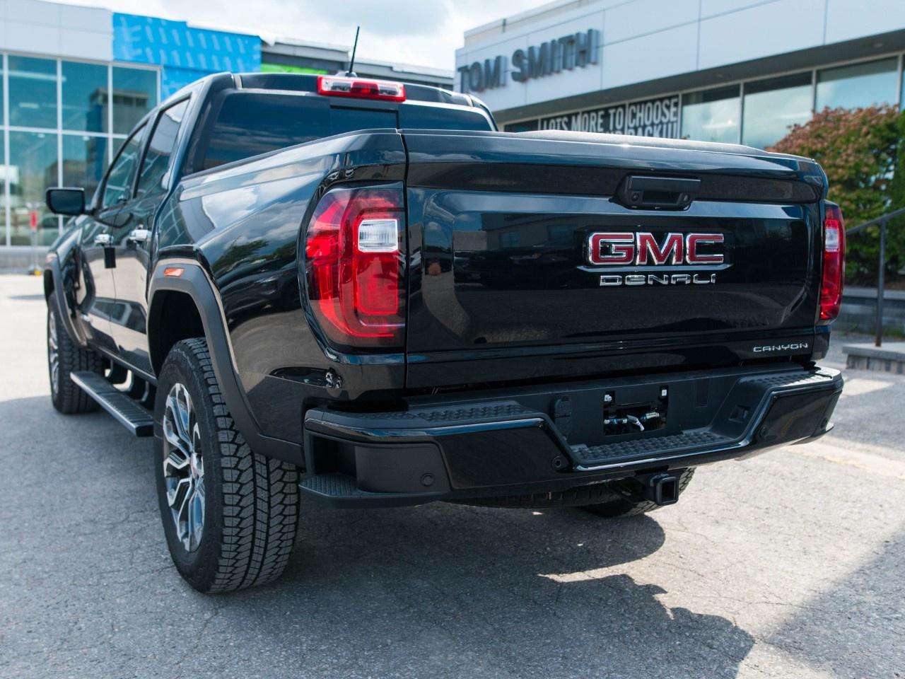 2026 GMC Canyon Crew Cab Short Box 4-Wheel Drive Denali Photo