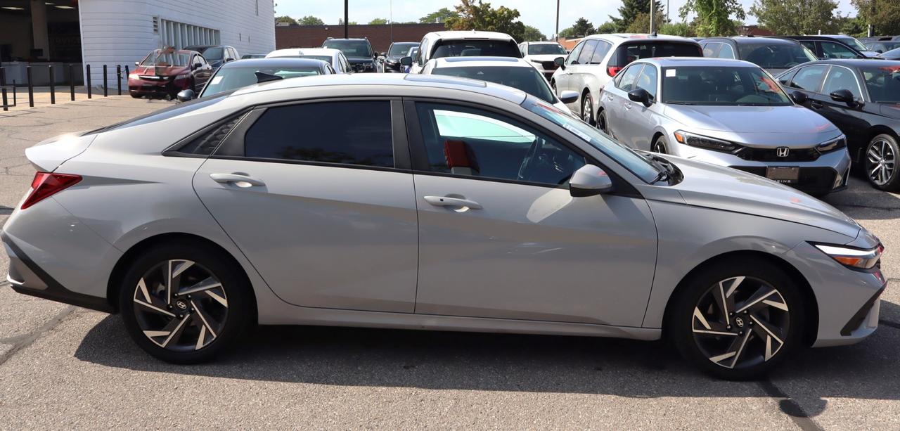 2024 Hyundai Elantra Preferred w/Tech Pkg 4dr Sedan Photo