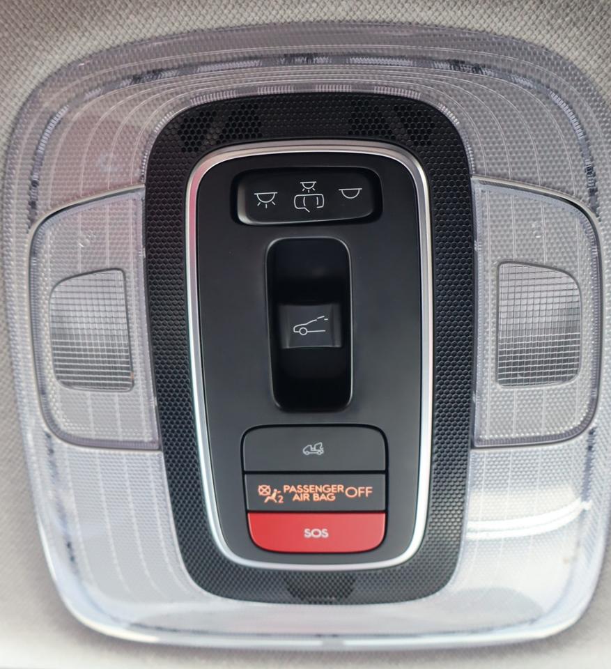 2024 Hyundai Elantra Preferred w/Tech Pkg 4dr Sedan Photo