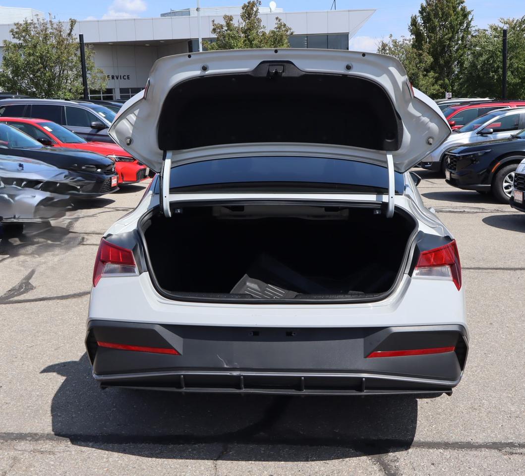 2024 Hyundai Elantra Preferred w/Tech Pkg 4dr Sedan Photo