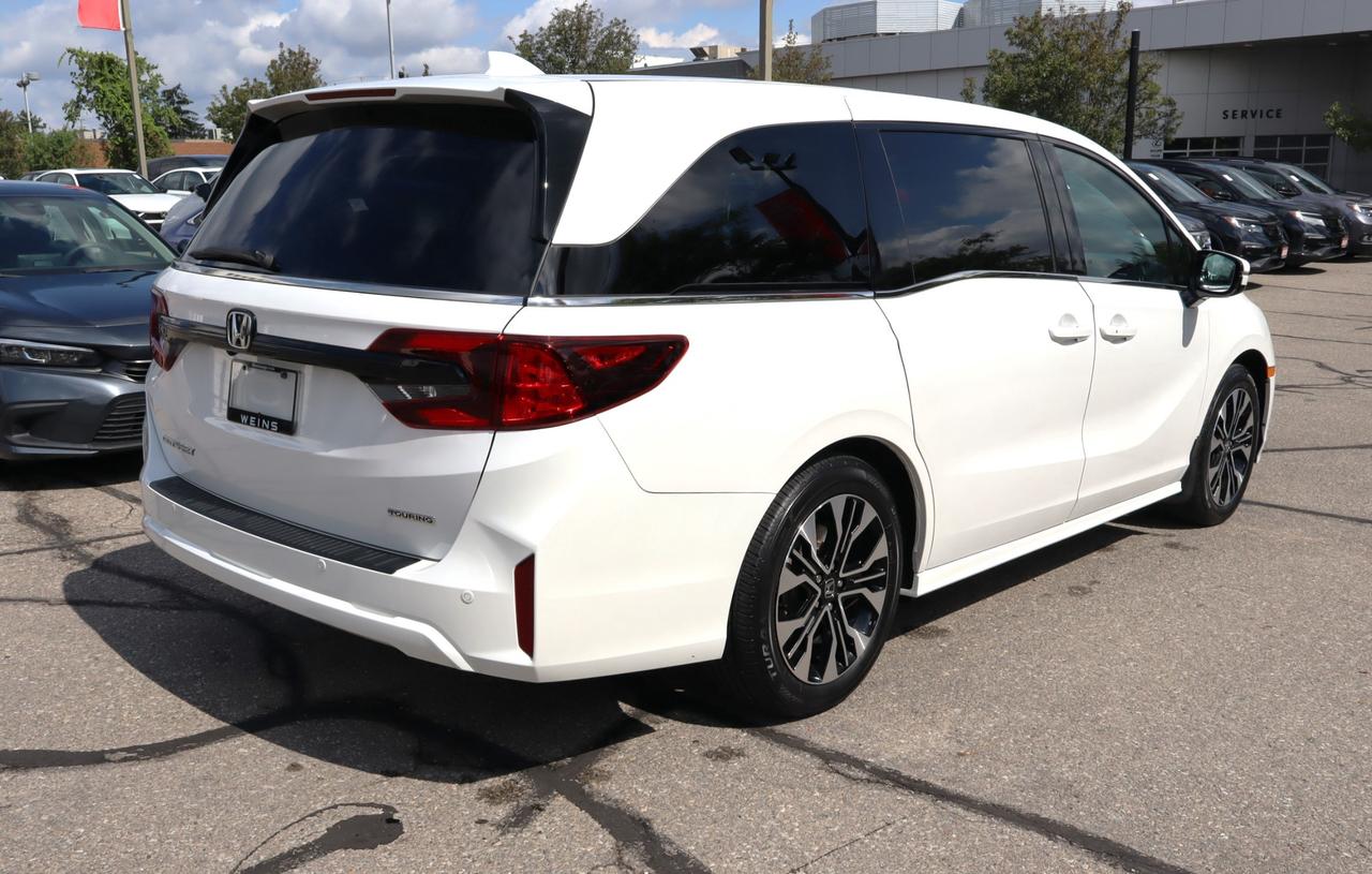 2025 Honda Odyssey Touring Passenger Van Photo
