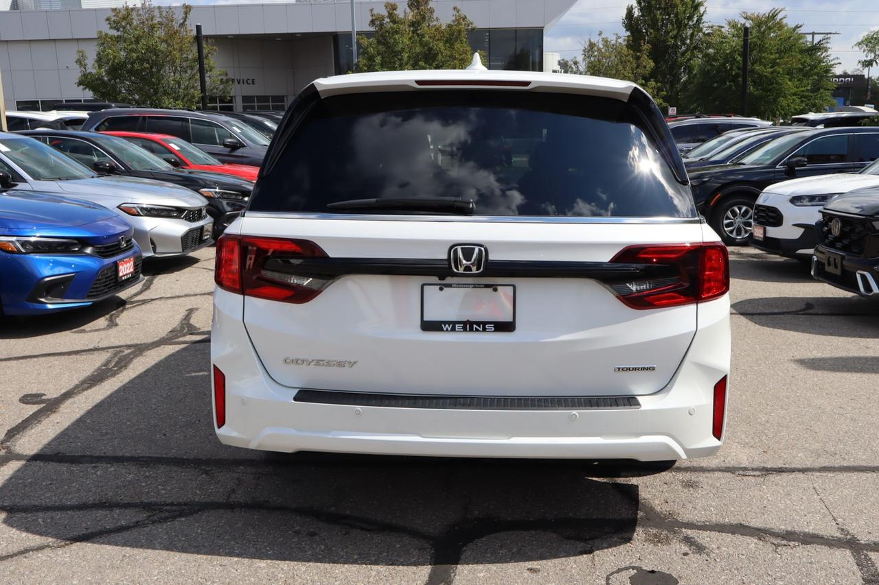 2025 Honda Odyssey Touring Passenger Van Photo