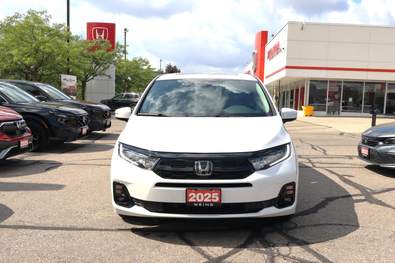 2025 Honda Odyssey Touring Passenger Van Photo