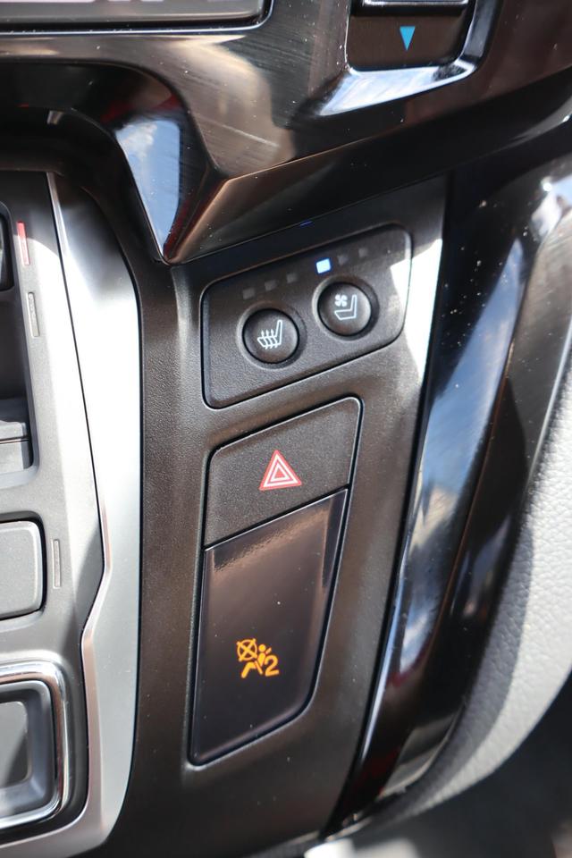 2025 Honda Odyssey Touring Passenger Van Photo