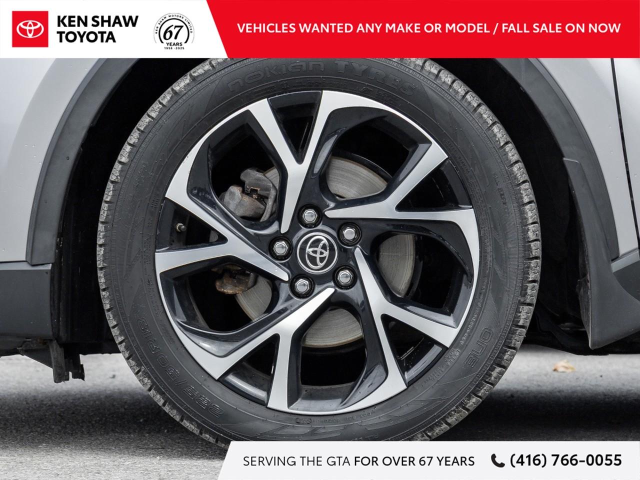 2019 Toyota C-HR Base 4dr Front-Wheel Drive Sport Utility Photo