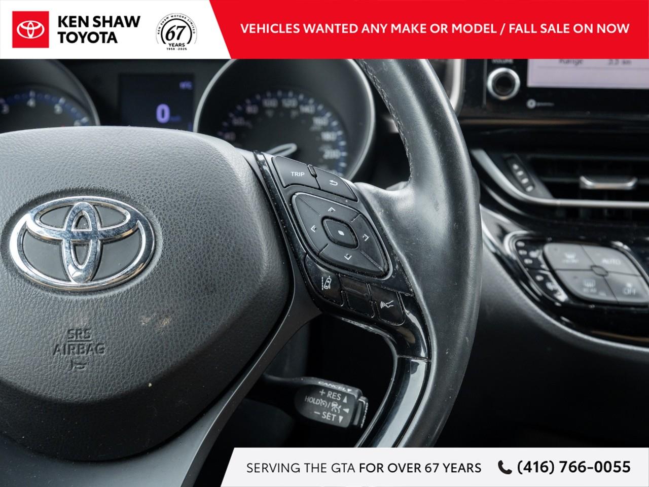 2019 Toyota C-HR Base 4dr Front-Wheel Drive Sport Utility Photo