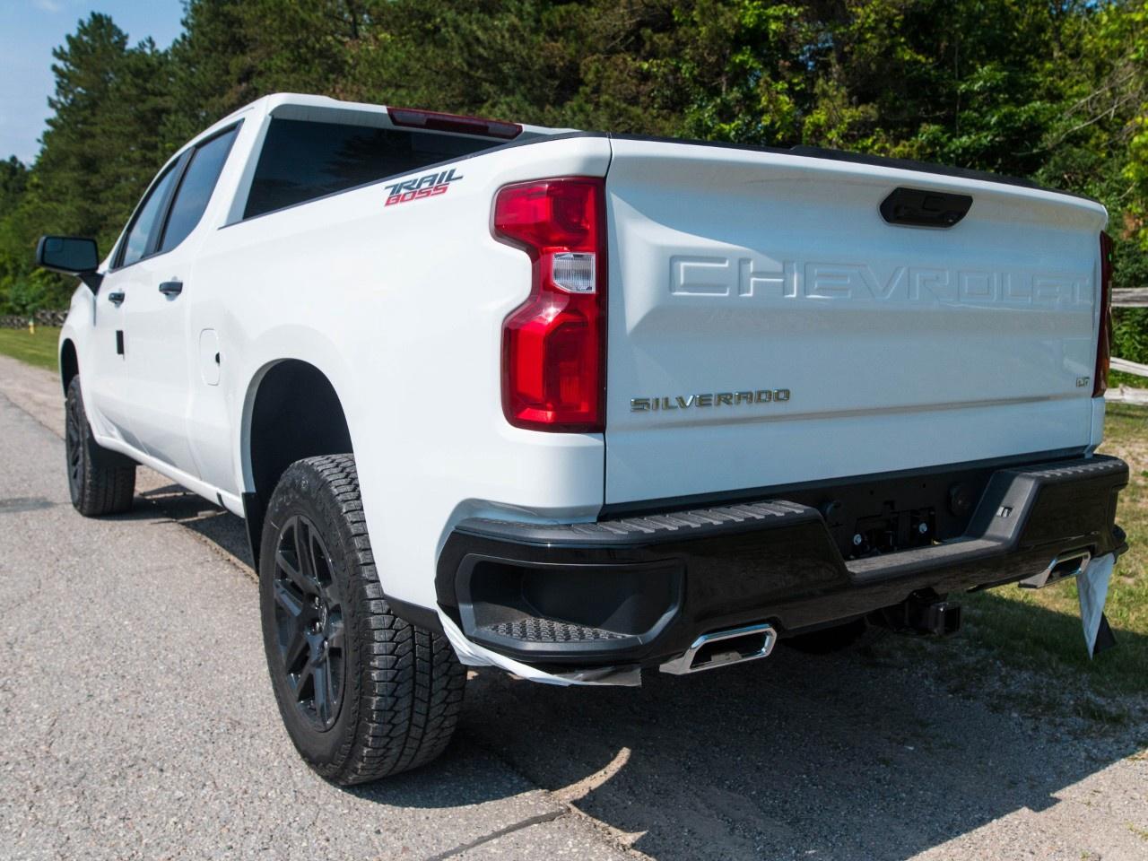 2026 Chevrolet Silverado 1500 Crew Cab Standard Box 4-Wheel Drive LT Trail Boss Photo