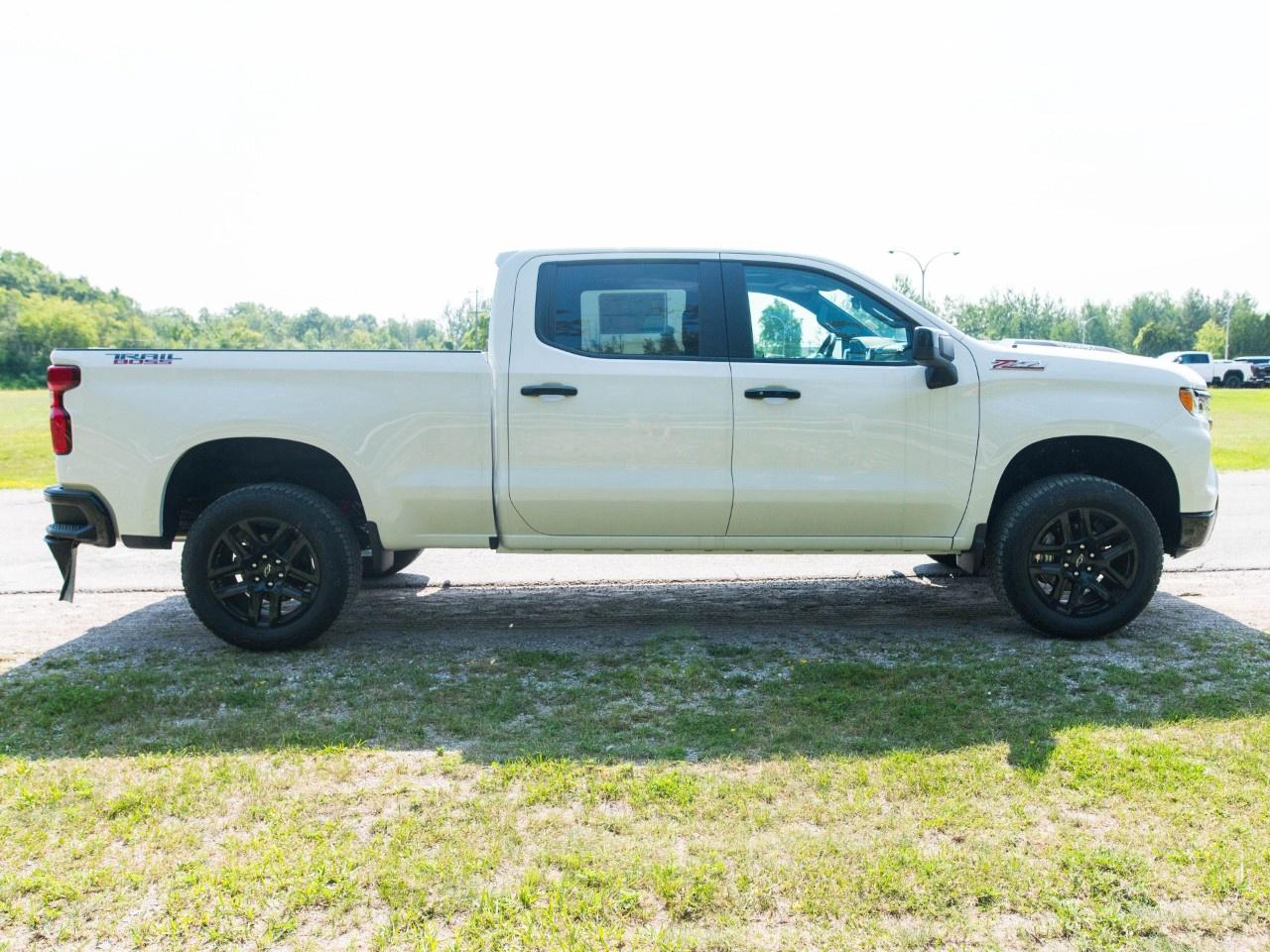 2026 Chevrolet Silverado 1500 Crew Cab Standard Box 4-Wheel Drive LT Trail Boss Photo