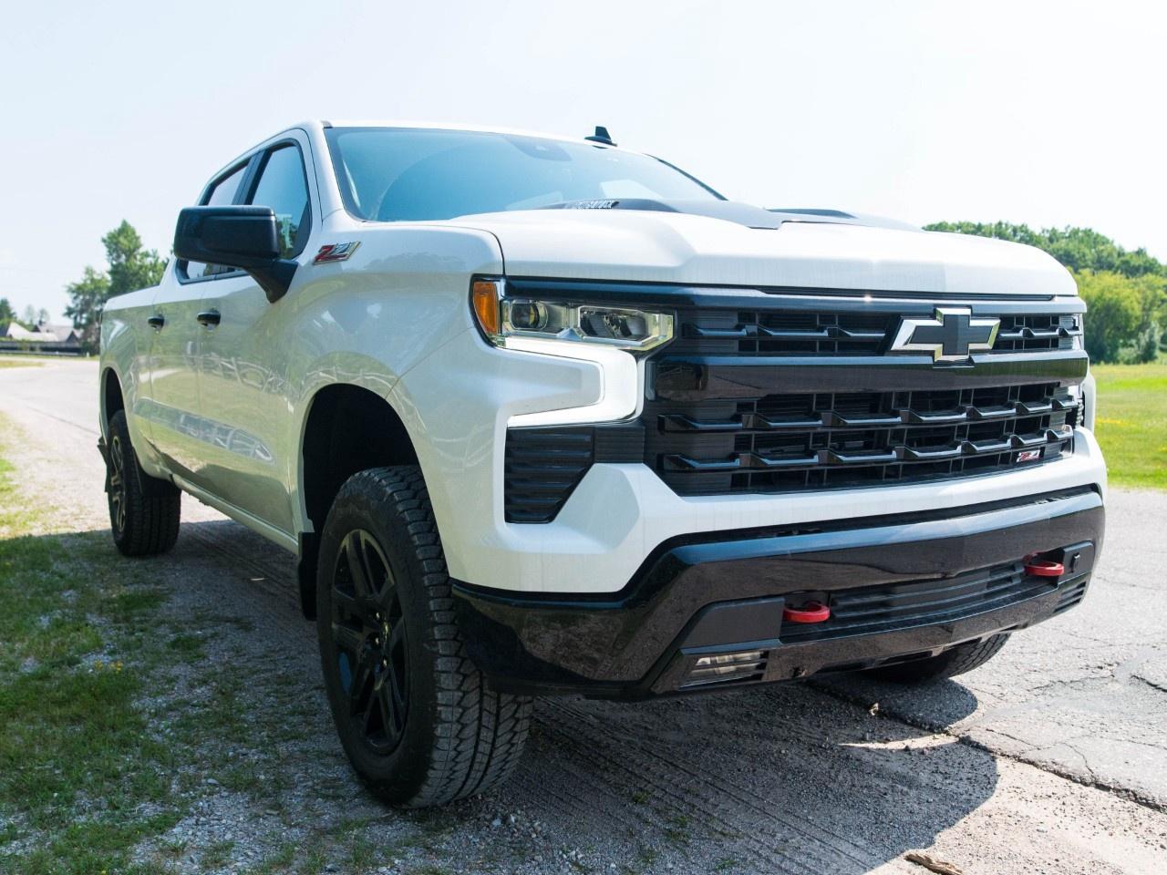 2026 Chevrolet Silverado 1500 Crew Cab Standard Box 4-Wheel Drive LT Trail Boss Photo