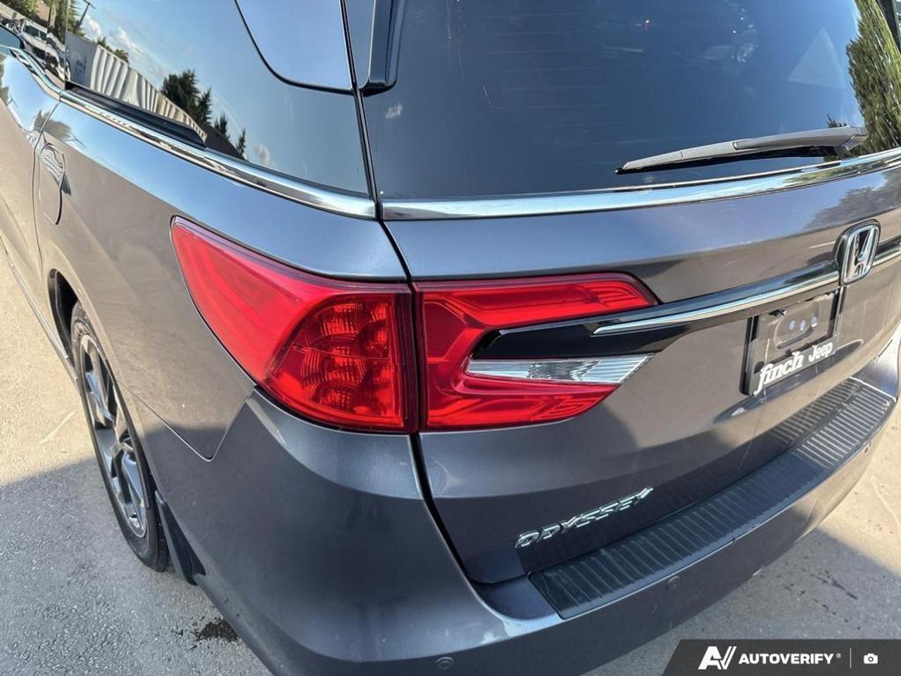 2021 Honda Odyssey Touring Passenger Van Photo
