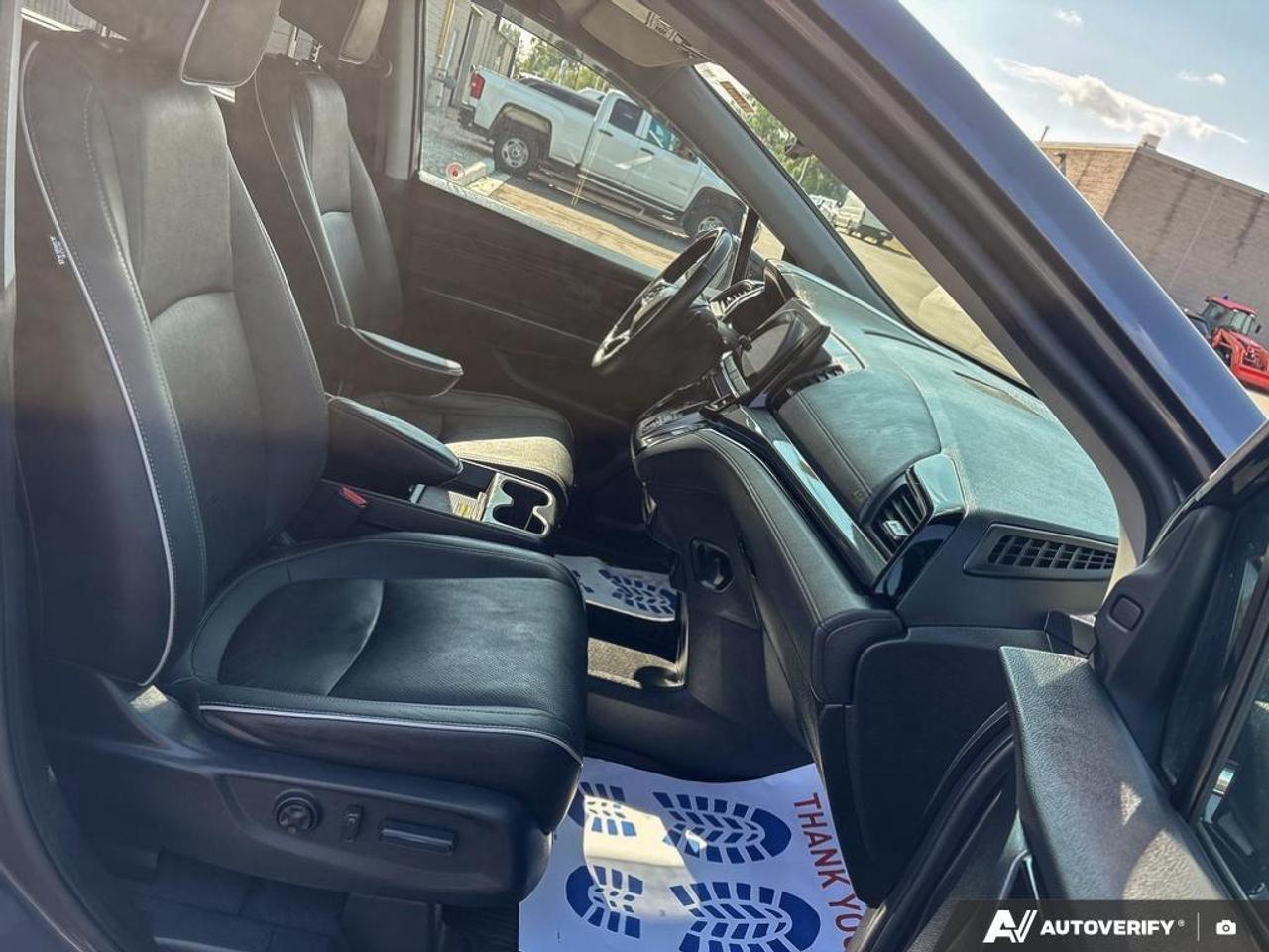 2021 Honda Odyssey Touring Passenger Van Photo
