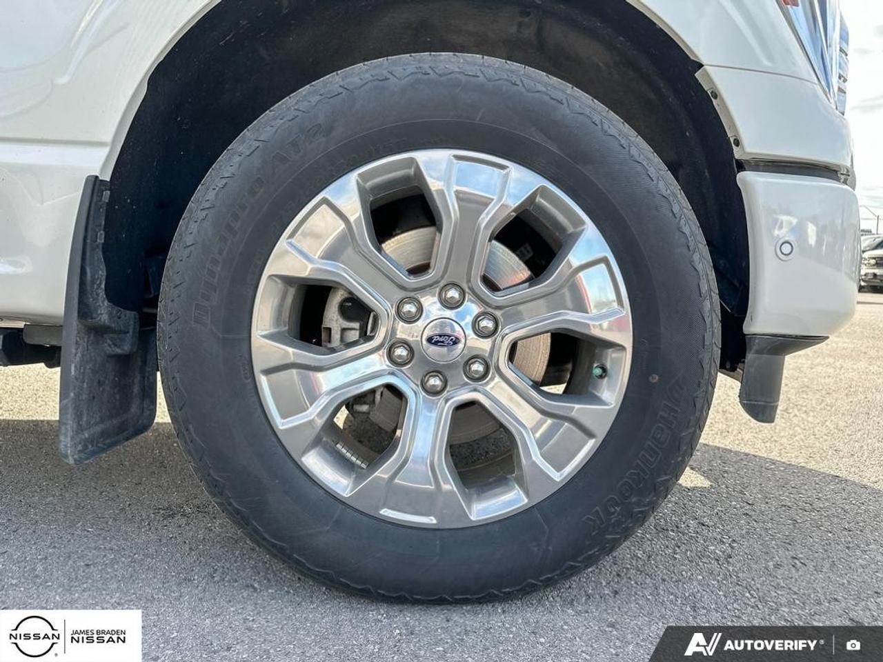 2022 Ford F-150 Platinum 4WD SuperCrew 5.5' Box Photo