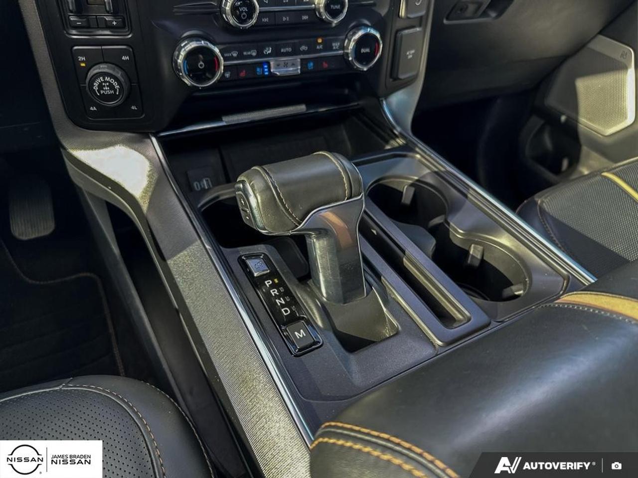 2022 Ford F-150 Platinum 4WD SuperCrew 5.5' Box Photo
