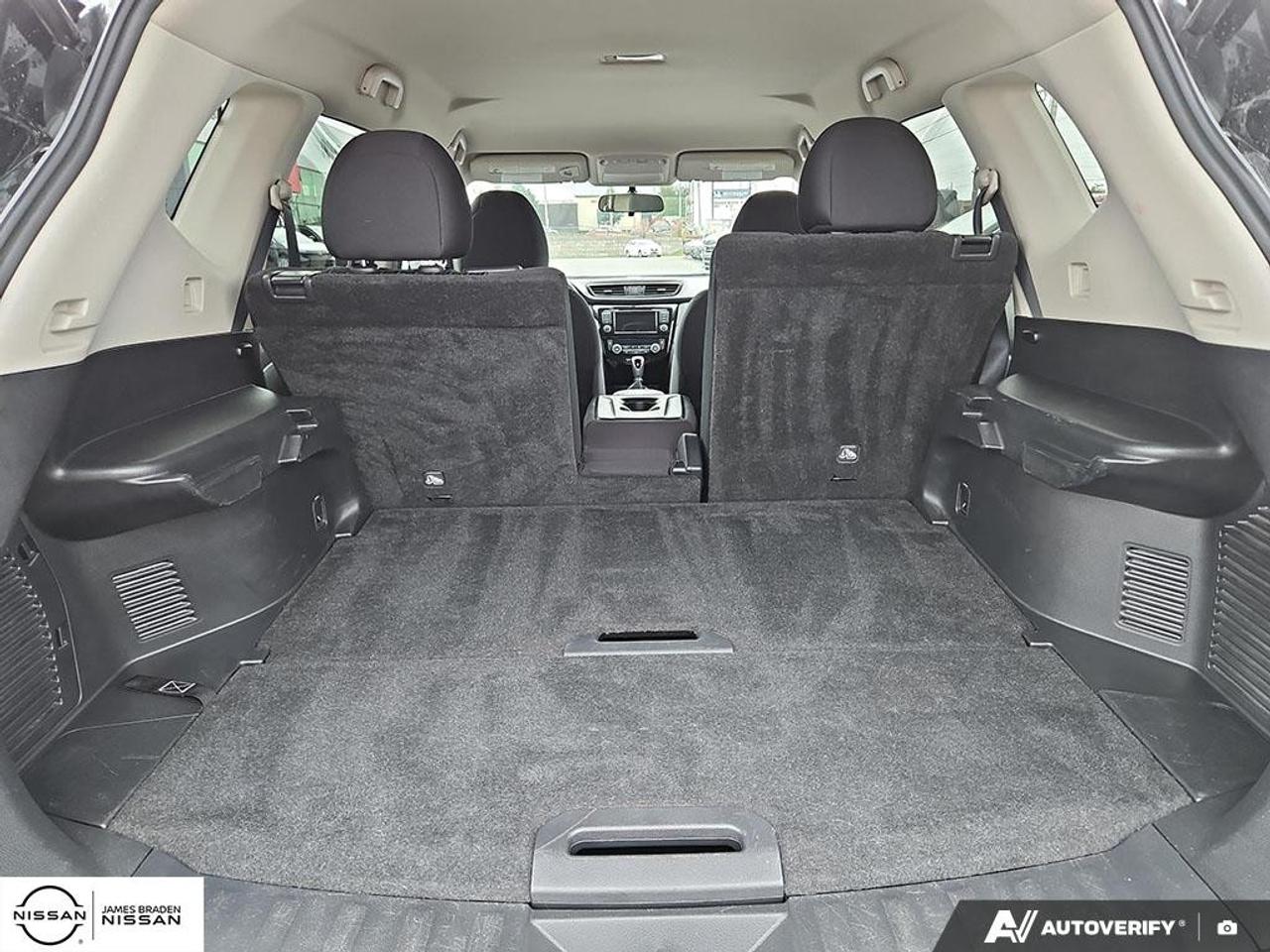 2019 Nissan Rogue AWD S Photo